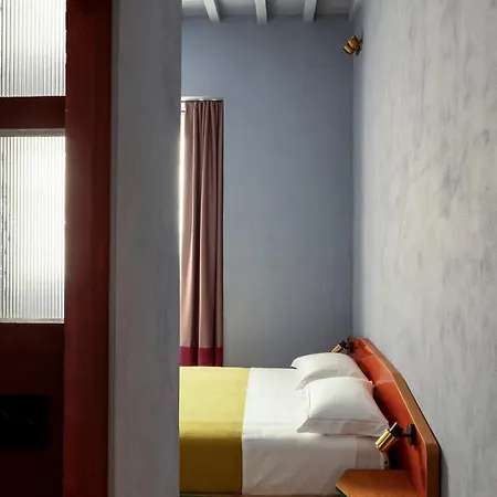 ベッド・アンド・ブレックファスト The Wheels